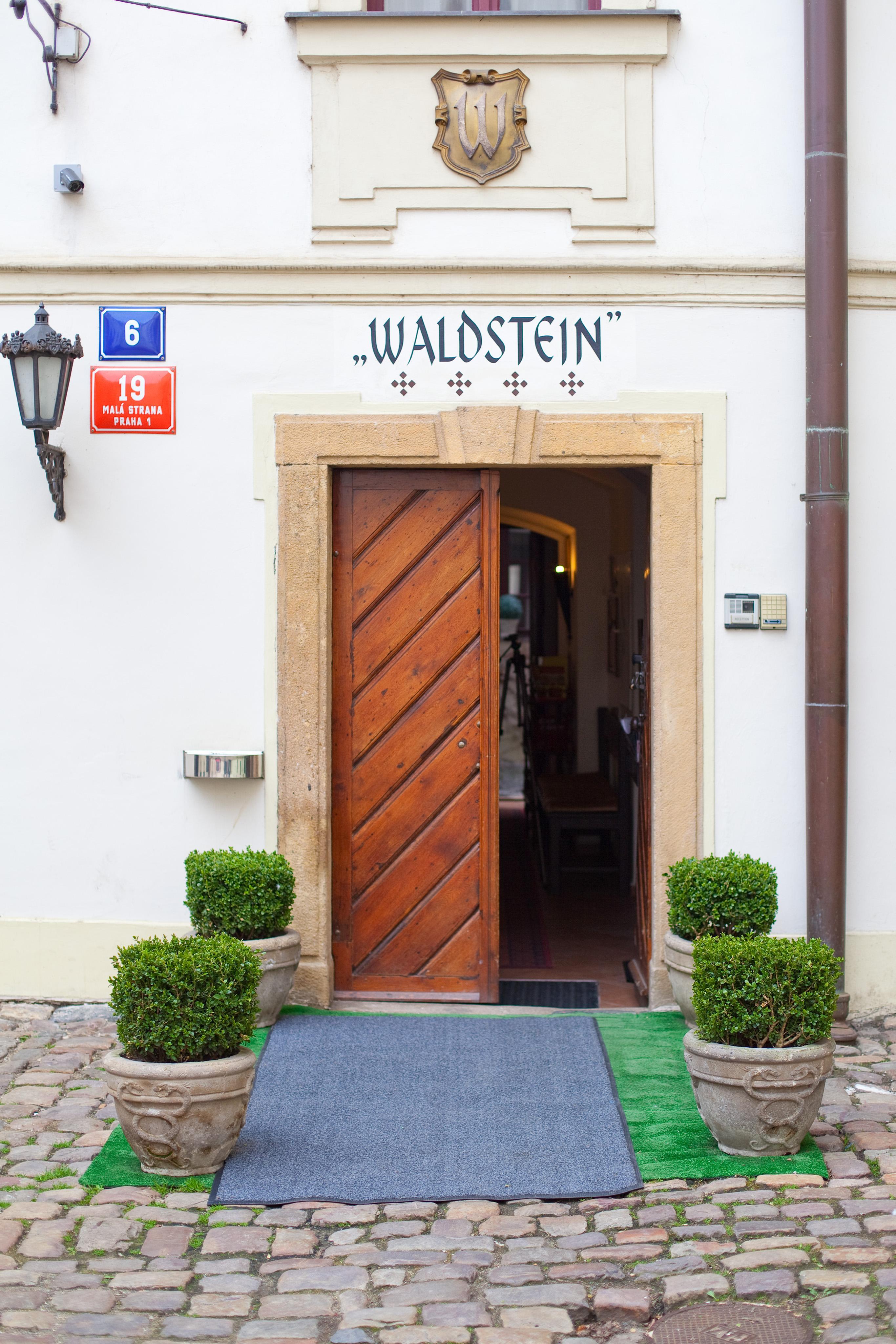 Hotel Waldstein Πράγα Εξωτερικό φωτογραφία