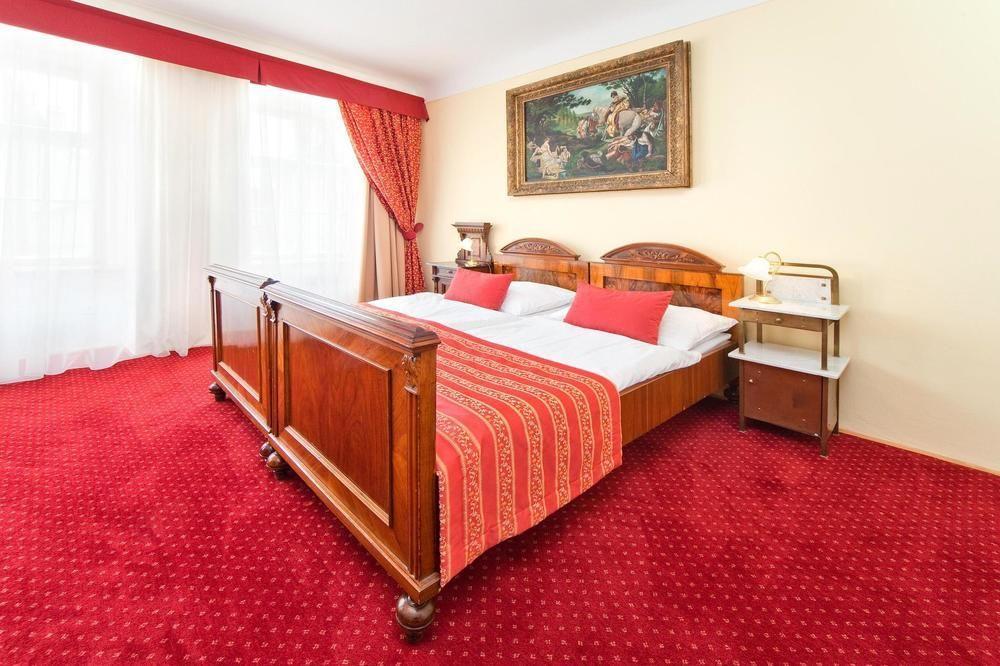 Hotel Waldstein Πράγα Εξωτερικό φωτογραφία