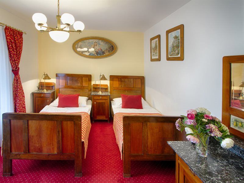 Hotel Waldstein Πράγα Εξωτερικό φωτογραφία