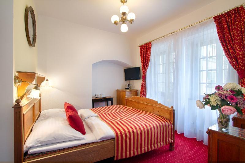 Hotel Waldstein Πράγα Εξωτερικό φωτογραφία